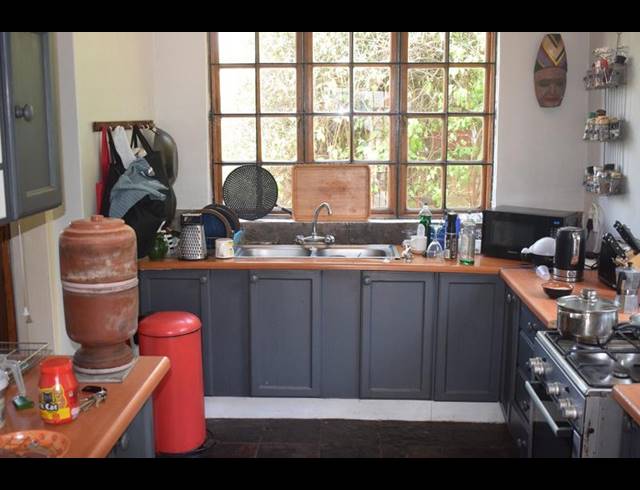 3 BEDROOM HOUSE FOR SALE IN KENSINGTON